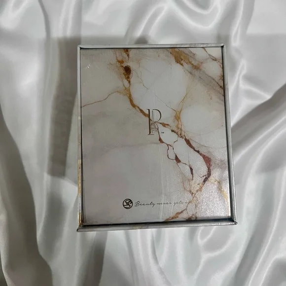 PREDIRE PARIS Mask with Wrinkle Vanisher Device | 3-In-1 with LED Treatment - Picture 6 of 7